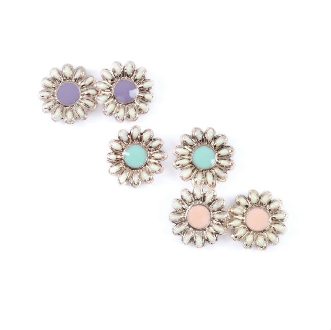 pastelflowerearringset450gbp595euro.jpg