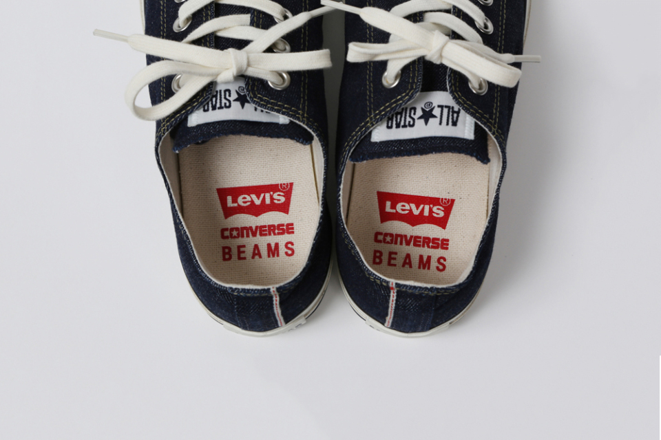 levis tipo converse