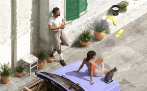 ‘Un viaje al mar’, con Camper y el artista Max Guther